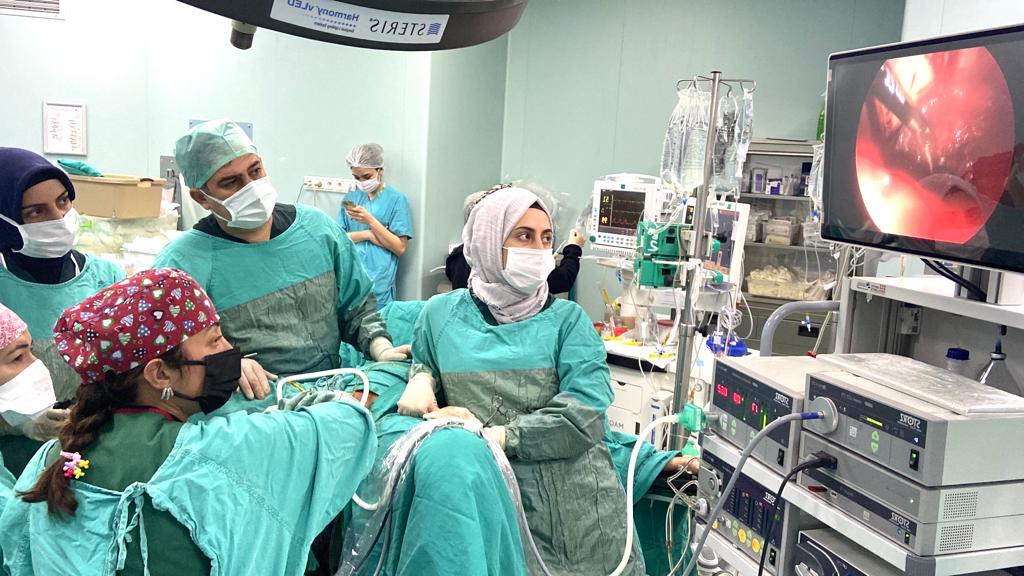 GAÜN Hastanesinde V-Notes cerrahisi uygulanmaya başlandı