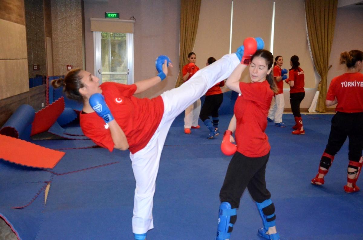 Milli takım, Avrupa Büyükler Karate Şampiyonası na Kocaeli de hazırlanıyor