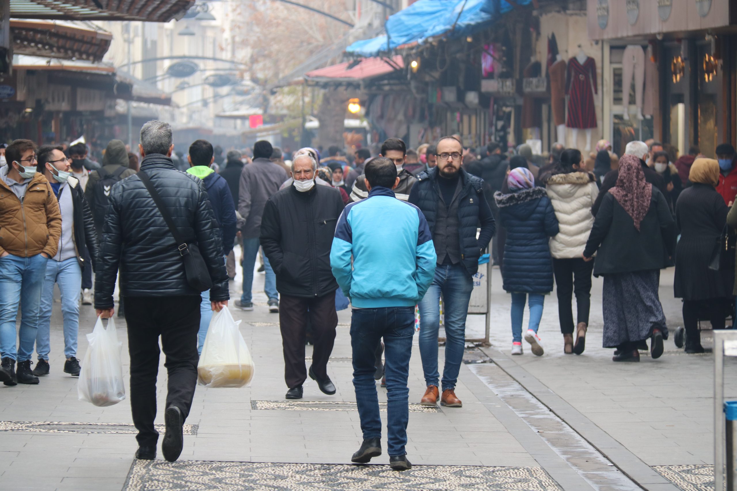 Hem Sevinç Hem Endişe