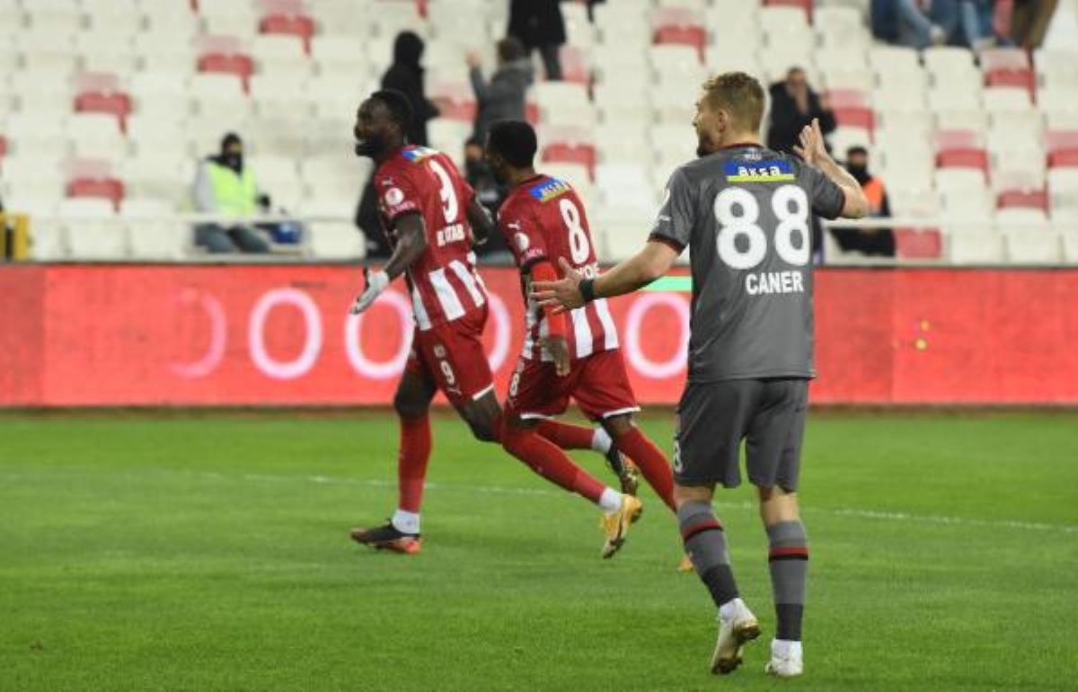 Demir Grup Sivasspor – VavaCars Fatih Karagümrük: 1-0