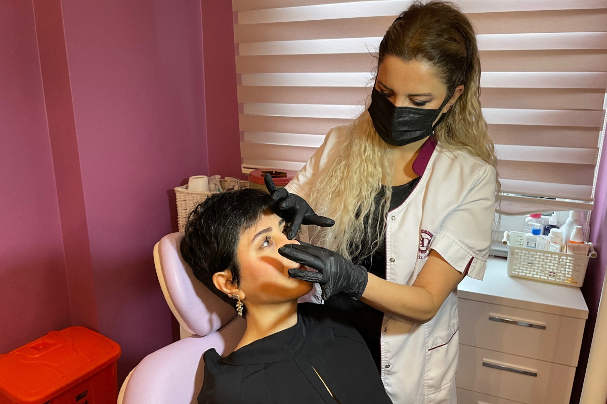 Dermatoloji uzmanından ‘Maskne’ye karşı öneriler