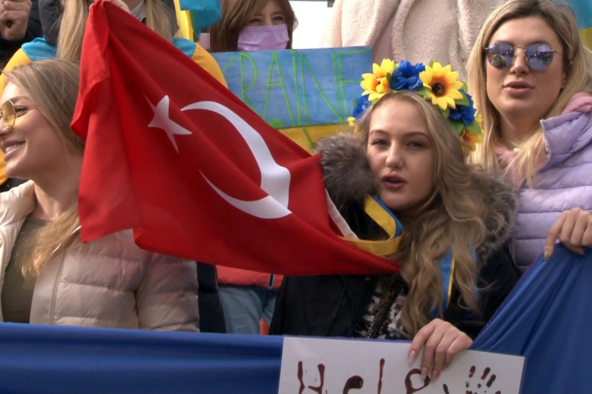 İstanbul’daki Ukraynalıların savaş karşıtı eylemleri sürüyor