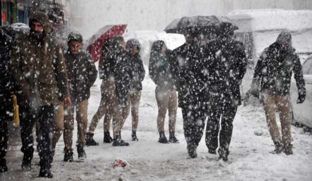 Meteoroloji’den 66 il için sarı ve turuncu kodlu uyarı: Yoğun kar ve fırtına var