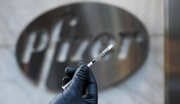 Pfizer’ın CEO’su Bourla: Dördüncü destek aşısı gerekli