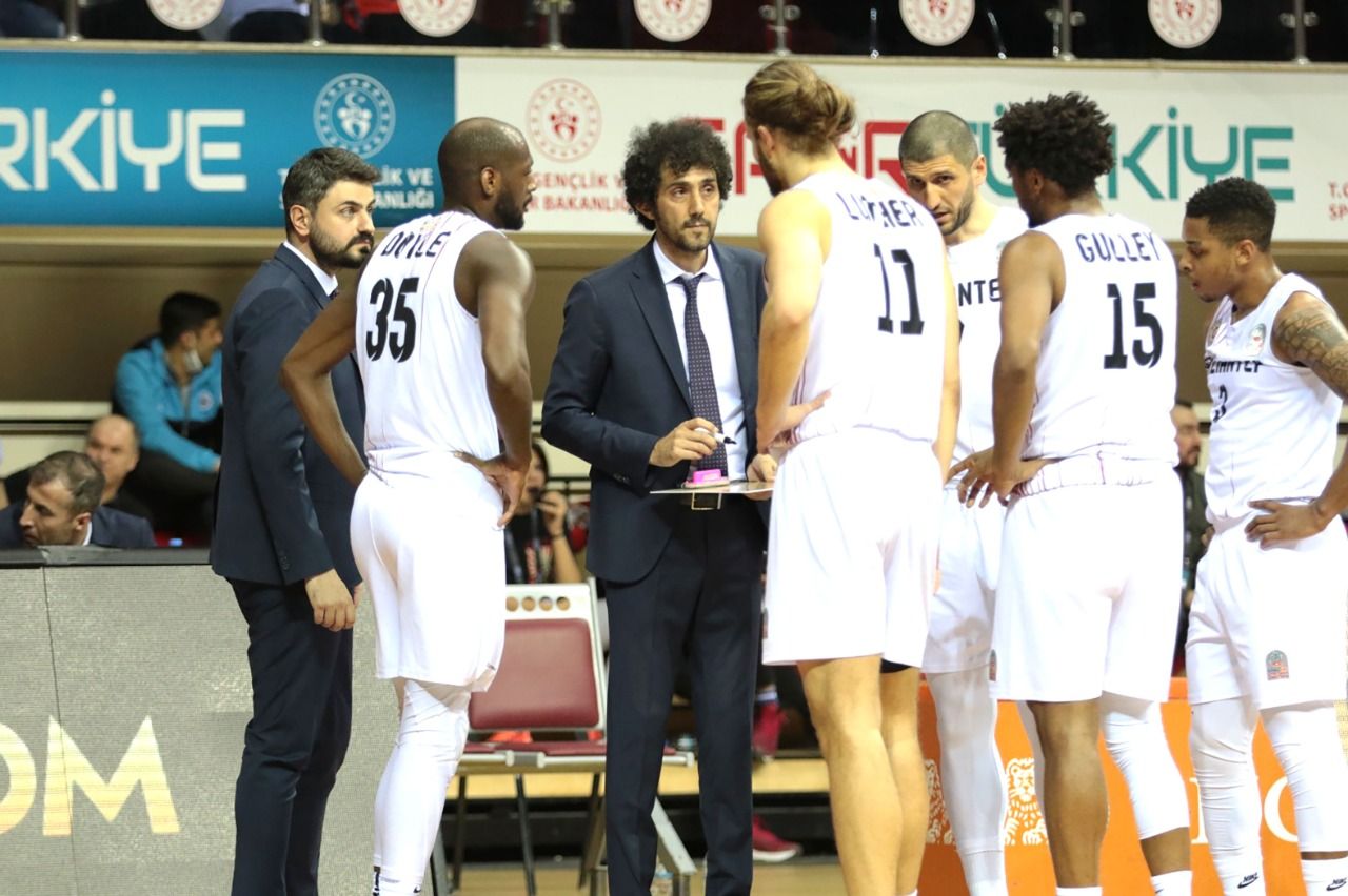 Alkışlar Gaziantep Basketbol’a