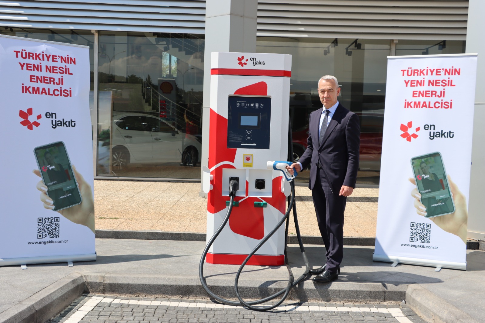 Akcan Holding’in ‘Lisans’ gururu! Türkiye’nin ilk lisansı En Yakıt’ın…
