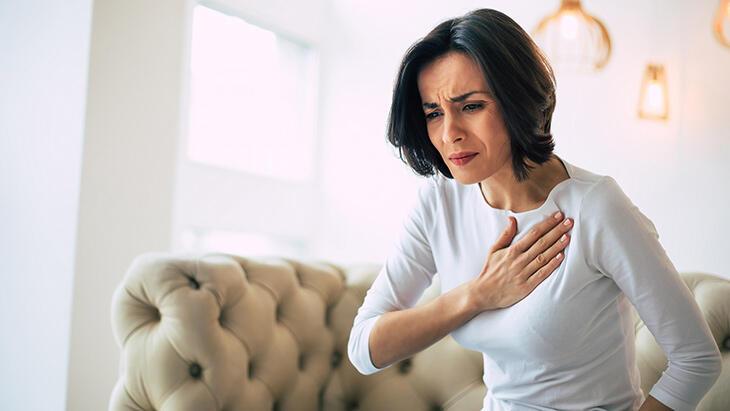 Göğüs ağrısı neden olur? Hangi tip ağrı tehlikelidir?