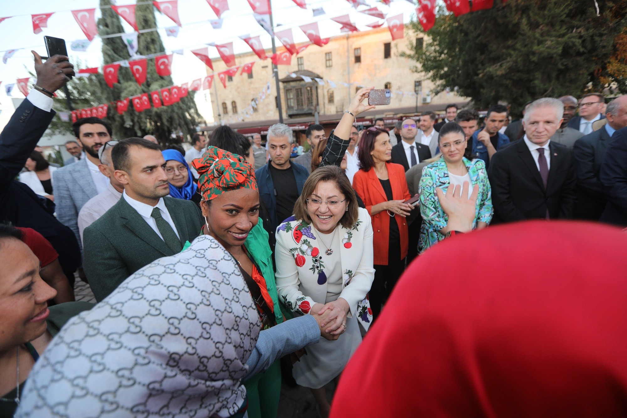 Gastroantep Festivali’nde kortej yürüyüşü