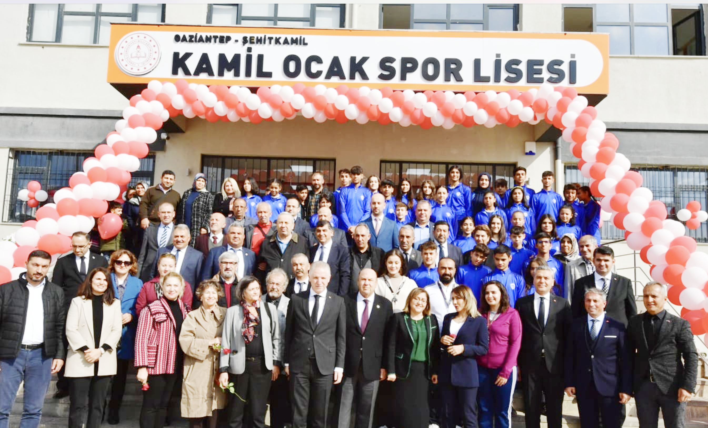KAMİL OCAK İSMİ ARTIK BİR SPOR LİSESİNDE YAŞAYACAK