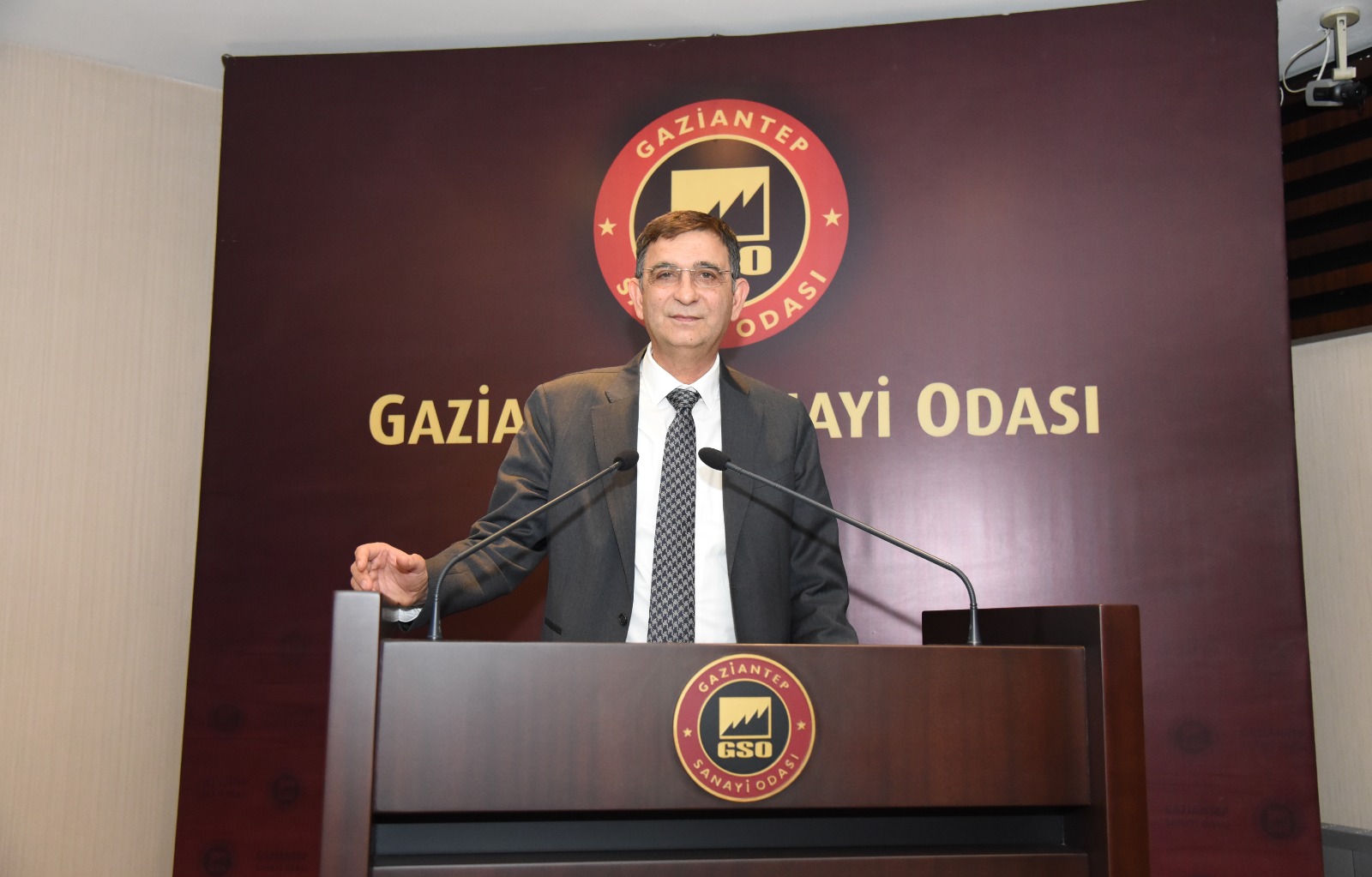 Gaziantep Sanayi Odası Yönetim Kurulu Başkanı Ünverdi, 28 firmayı tebrik etti