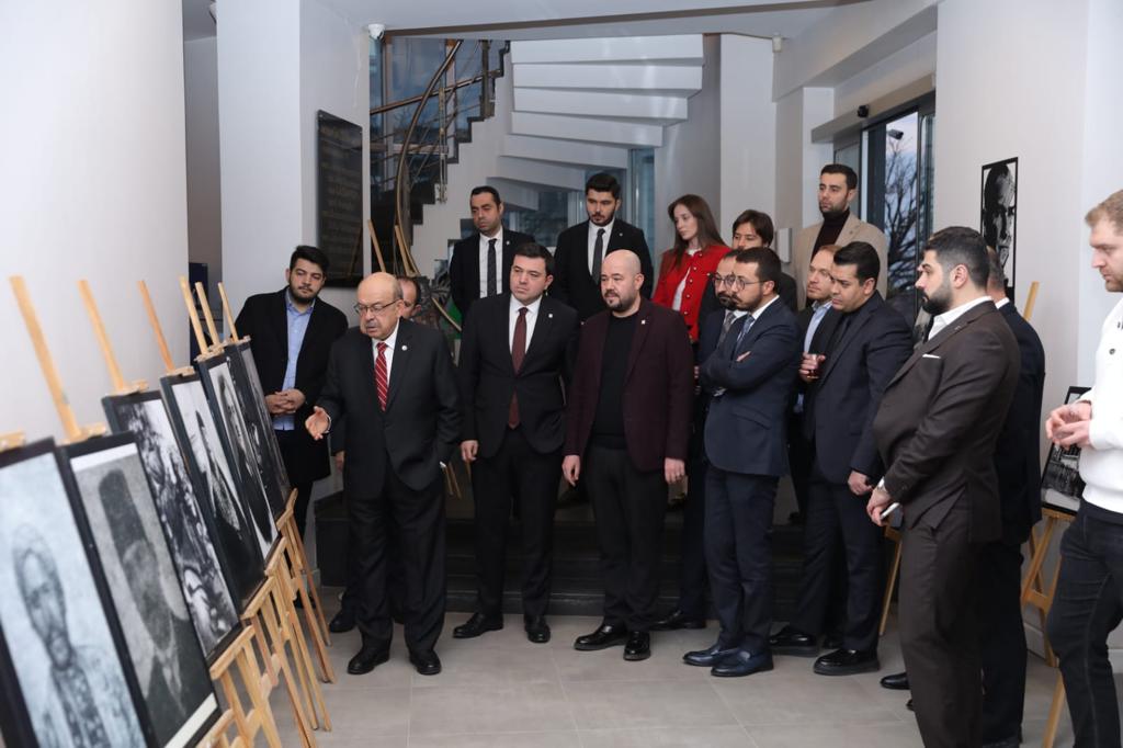 GAGİAD’dan Anlamlı Buluşma: Gaziantep’in Kurtuluşu Sergi ve Söyleşi ile Anıldı