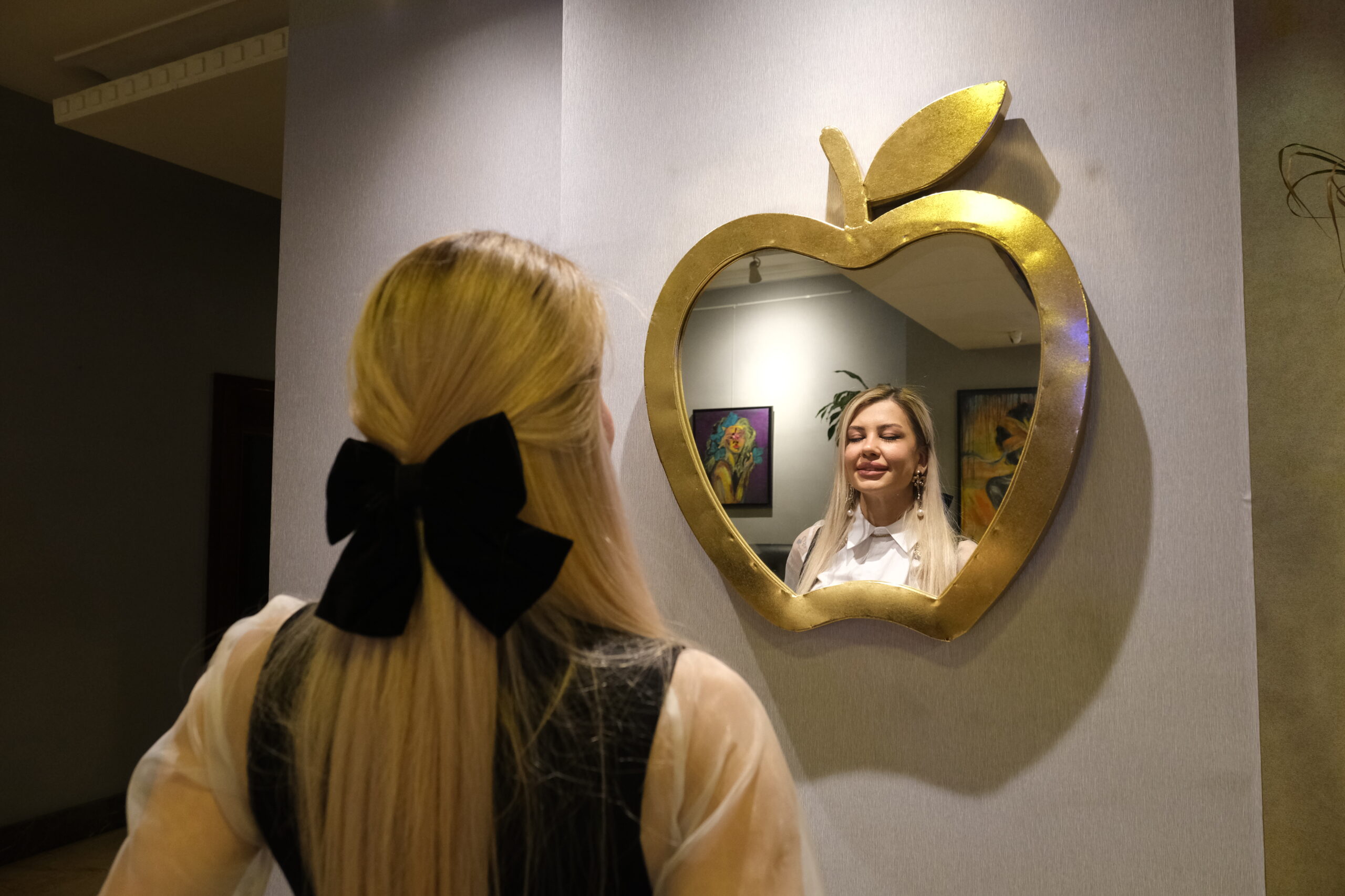 Aslan Kadını Ebru Güve Elma Ayna’nın Sırlarını Açıkladı