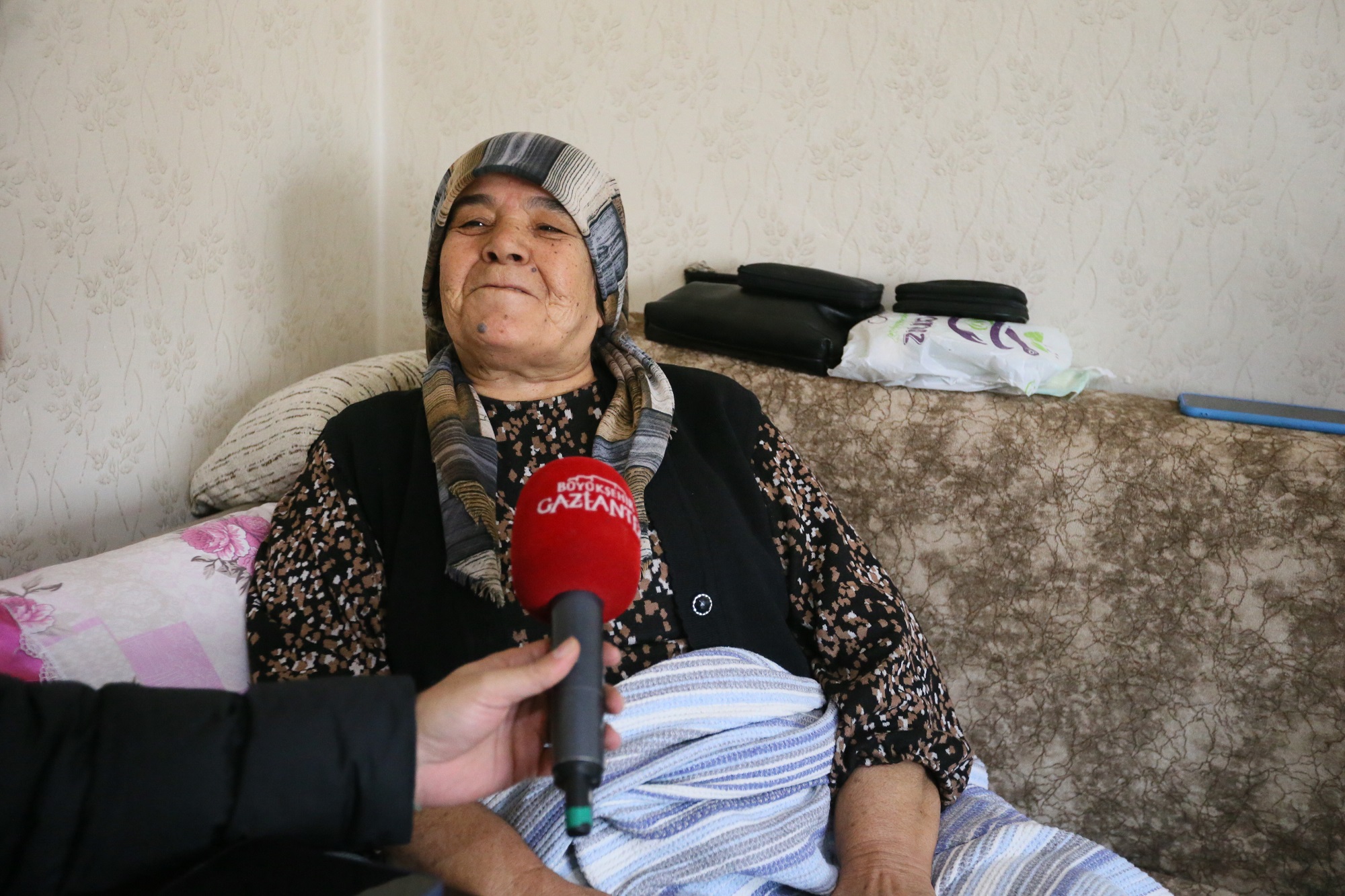 ENGELLİ BİREYLERİN MEDİKAL MALZEMELERİ EVLERİNE TESLİM EDİLİYOR