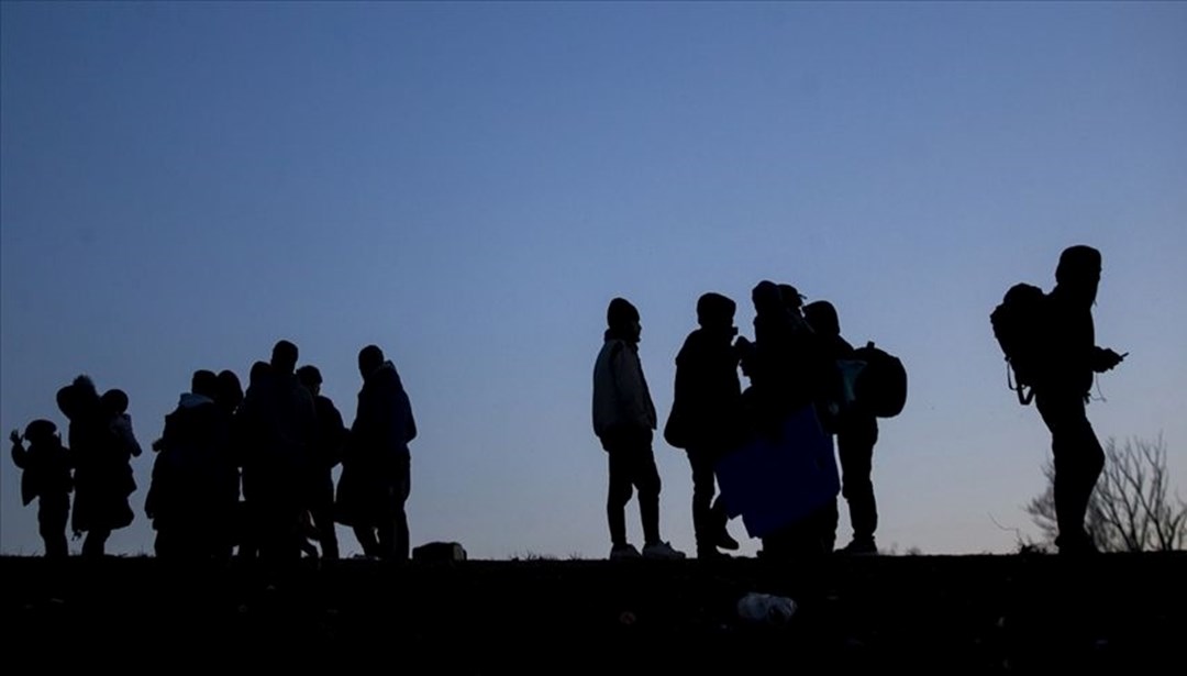 5 ilde göçmen kaçakçılığı operasyonu: 49 organizatör, 142 göçmen yakalandı