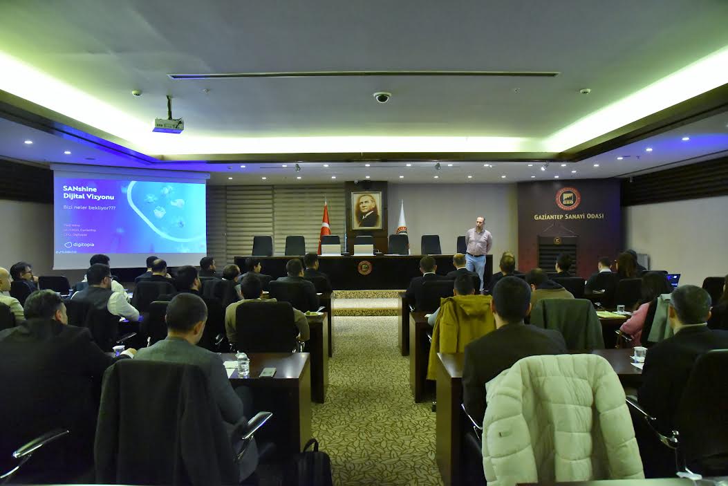 GSO’DA “İŞ DÜNYASINDA YAPAY ZEKA DEVRİMİ” KONULU BİLGİLENDİRME TOPLANTISI GERÇEKLEŞTİRİLDİ