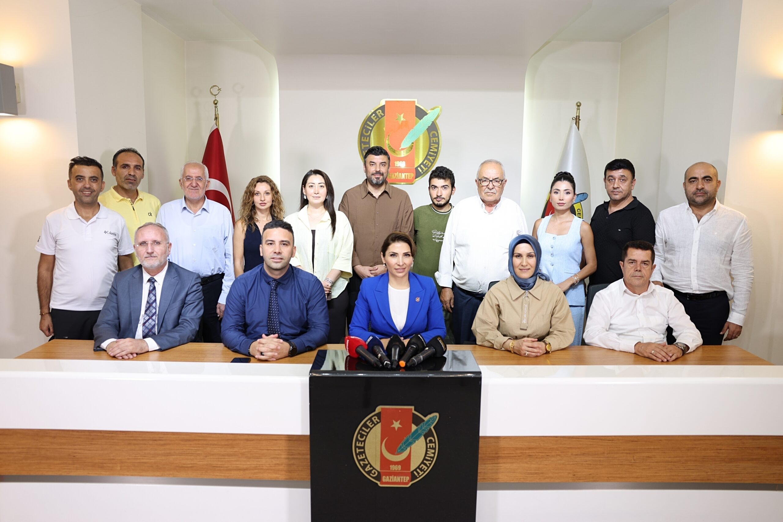 Zeybek: “Aile Yılı’nda Herkese Ulaşıyoruz”