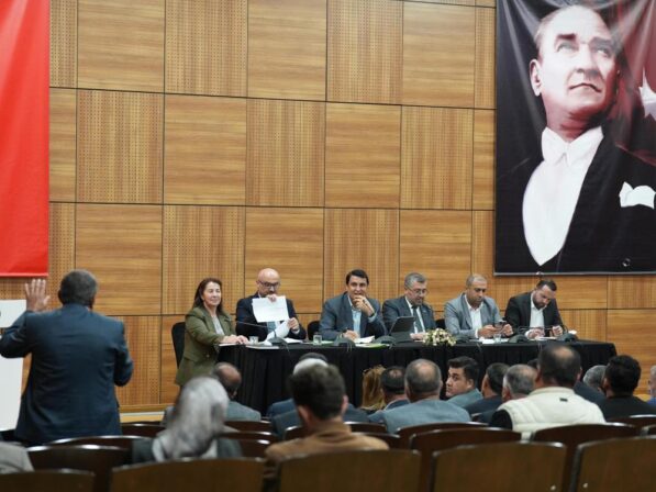 Umut Yılmaz, kırsal mahalle muhtarlarıyla bir araya geldi