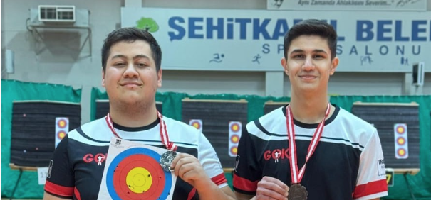Gaziantep Okçuluk Kurtuluş Kupası İl Şampiyonası’nda Erdem Koleji rüzgarı
