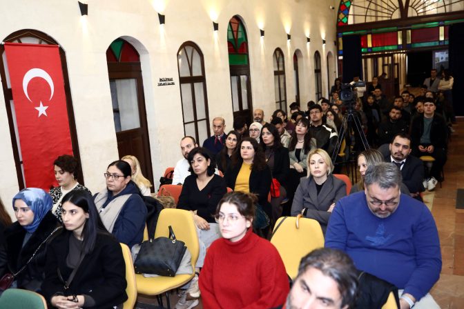 ANADOLU’DAKİ İLK EKMEK BULGULARI GAZİANTEP’TE BİLİMSEL VERİLERLE ELE ALINDI