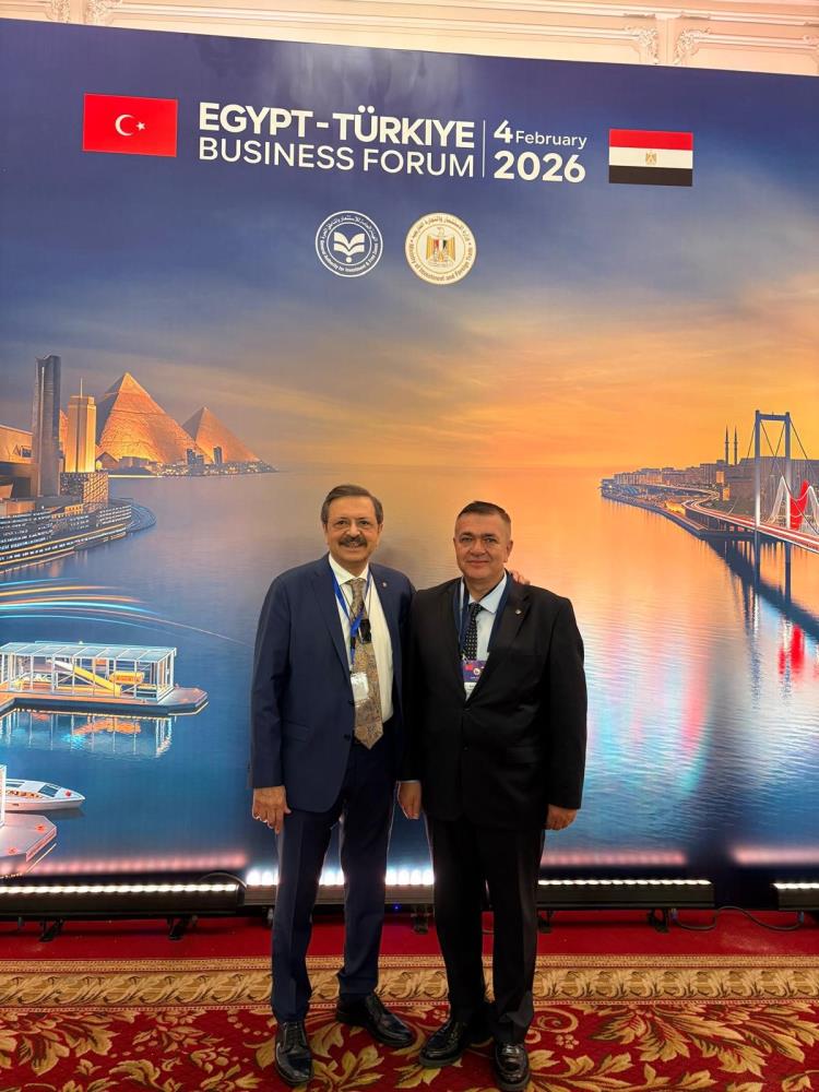 Akıncı, Kahire’de Türkiye-Mısır İş Forumu’na katıldı