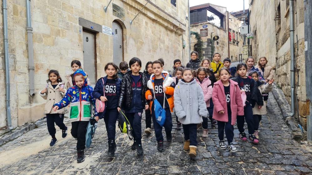 GKV’li öğrenciler geçmişten geleceğe kültür yolculuğuna çıktı