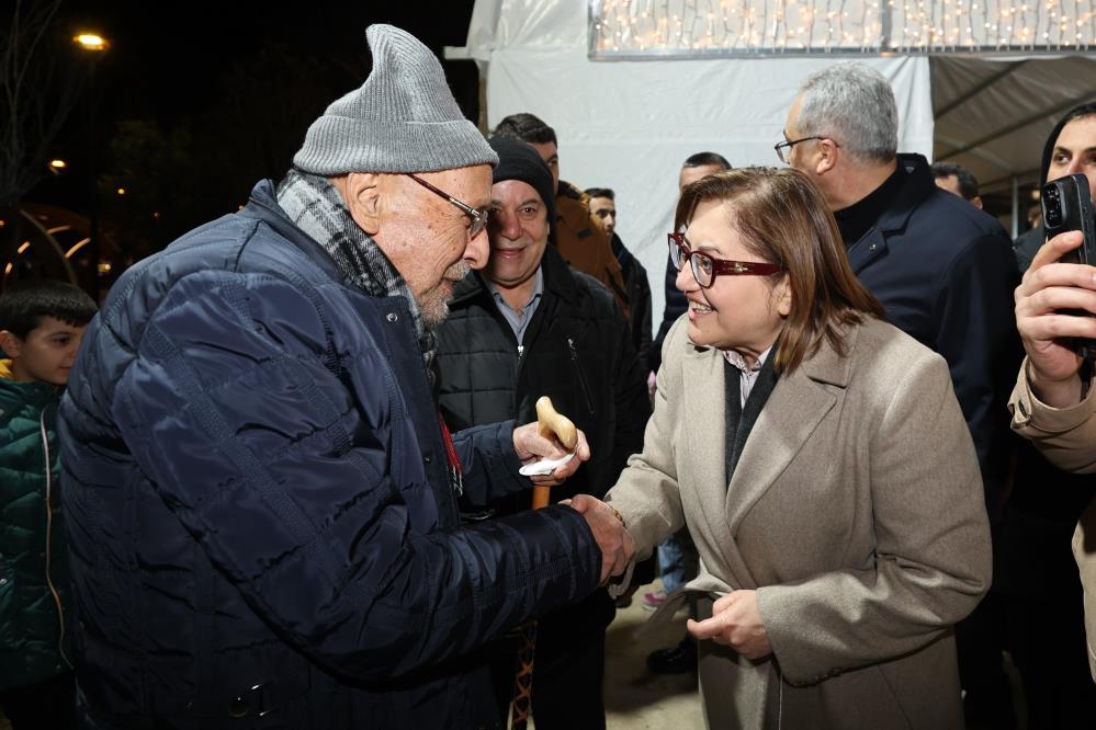 Şahin, vatandaşlarla iftarda buluştu