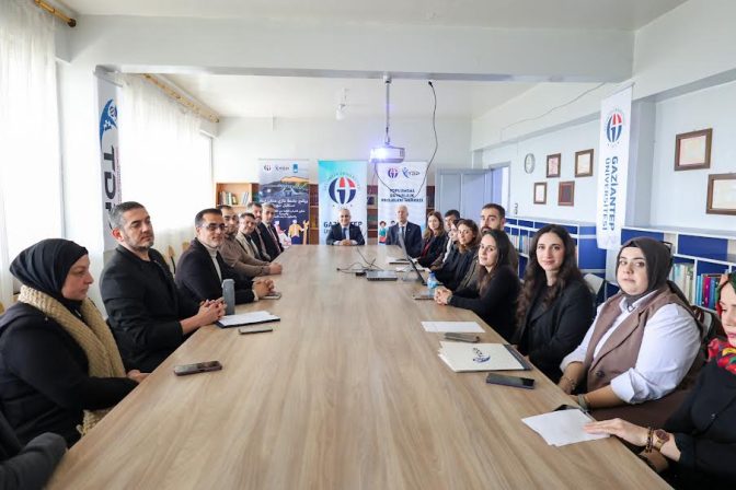 GAÜN REKTÖRÜ DOĞAN CERABLUS MESLEK YÜKSEKOKULU’NU ZİYARET ETTİ