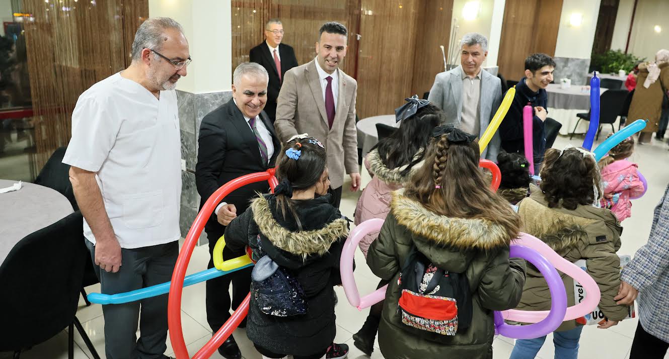 GAÜN’DE ÇOCUKLAR İÇİN İFTAR PROGRAMI DÜZENLENDİ