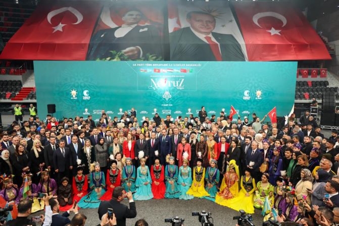 Gaziantep’te nevruz coşkusu: Birlik ve kardeşlik mesajları verildi, geleneksel ritüeller yaşatıldı