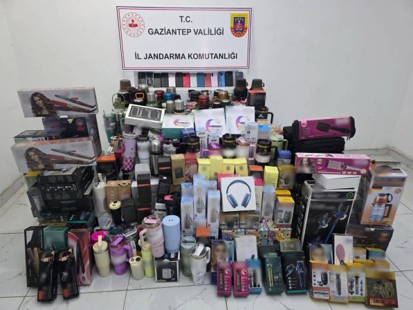 Gaziantep’te 3 milyon TL değerinde kaçak malzeme ele geçirildi