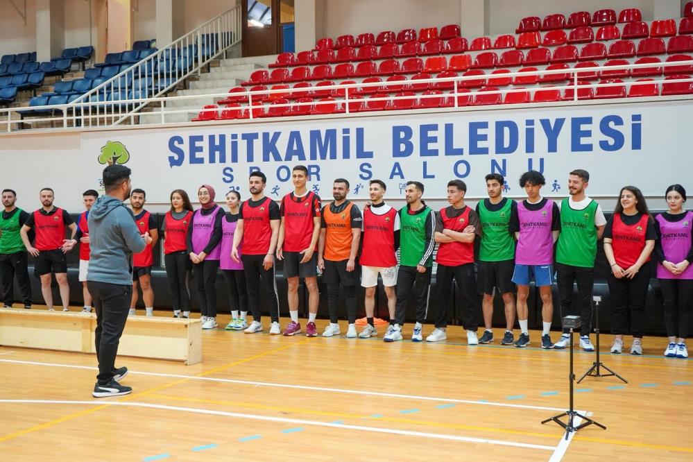 Gençler, hayallerine Şehitkamil’de hazırlanıyor