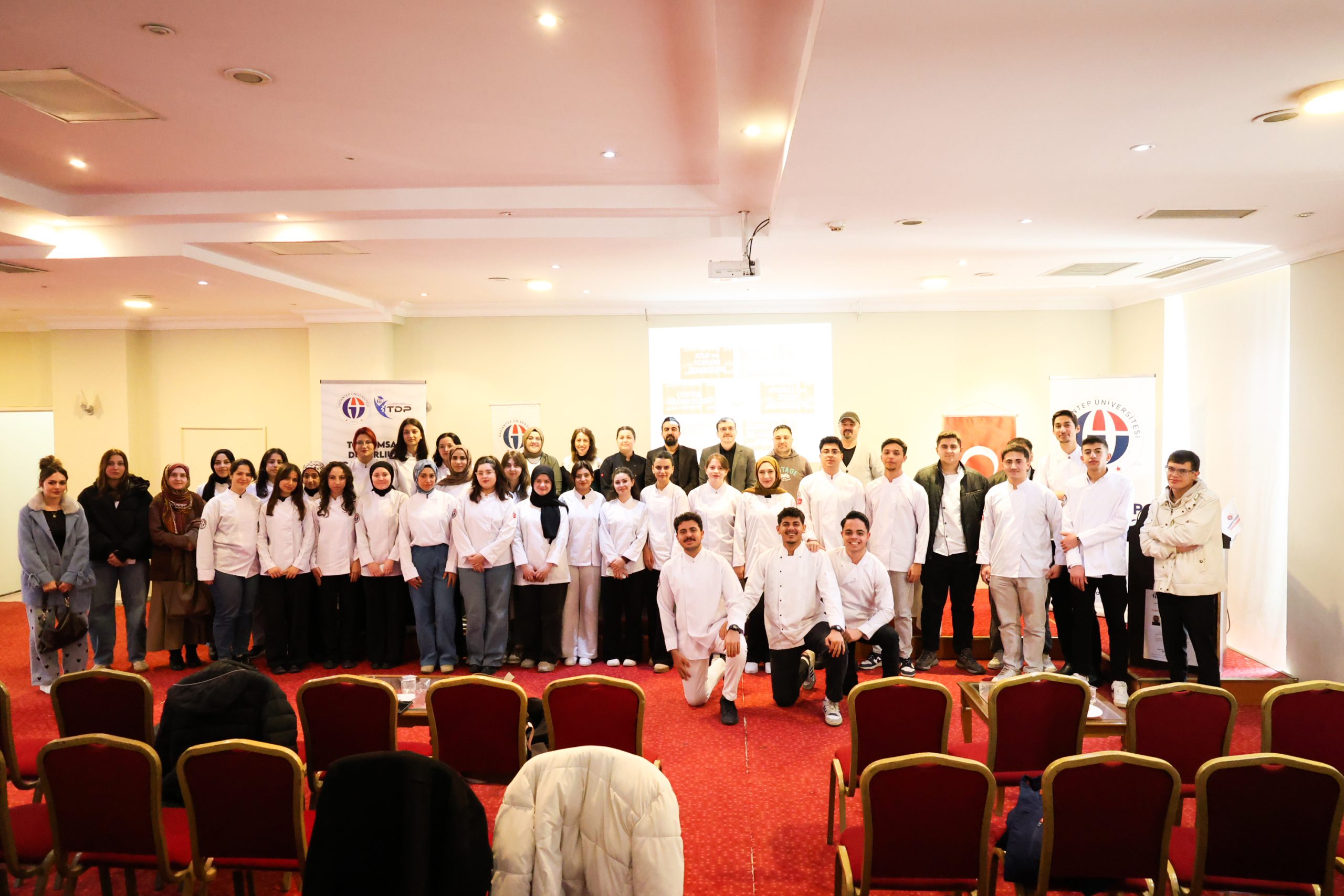 GAÜN’DE “GÜÇLÜ AİLE, GÜÇLÜ TOPLUM” PROJESİ HAYATA GEÇİRİLDİ