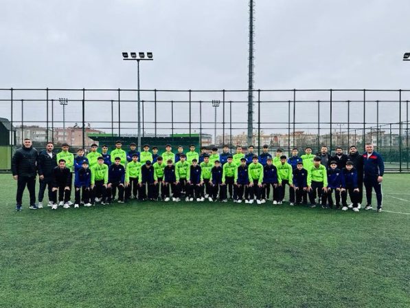 Şehitkamil Sporcuları Türkiye Yolunda