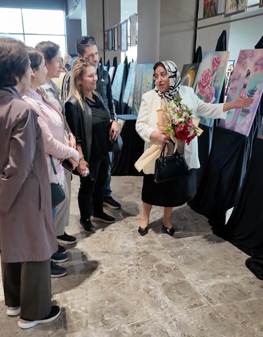 ŞEHİTKAMİLLİ HANIMLARIN ESERLERİ GÖRÜCÜYE ÇIKTI KALPTEN TUVALE YANSIMALAR SERGİSİ AÇILDI