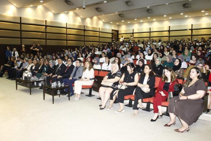 GAÜN Hastanesi’nde Dünya Ebeler Günü Paneli düzenlendi