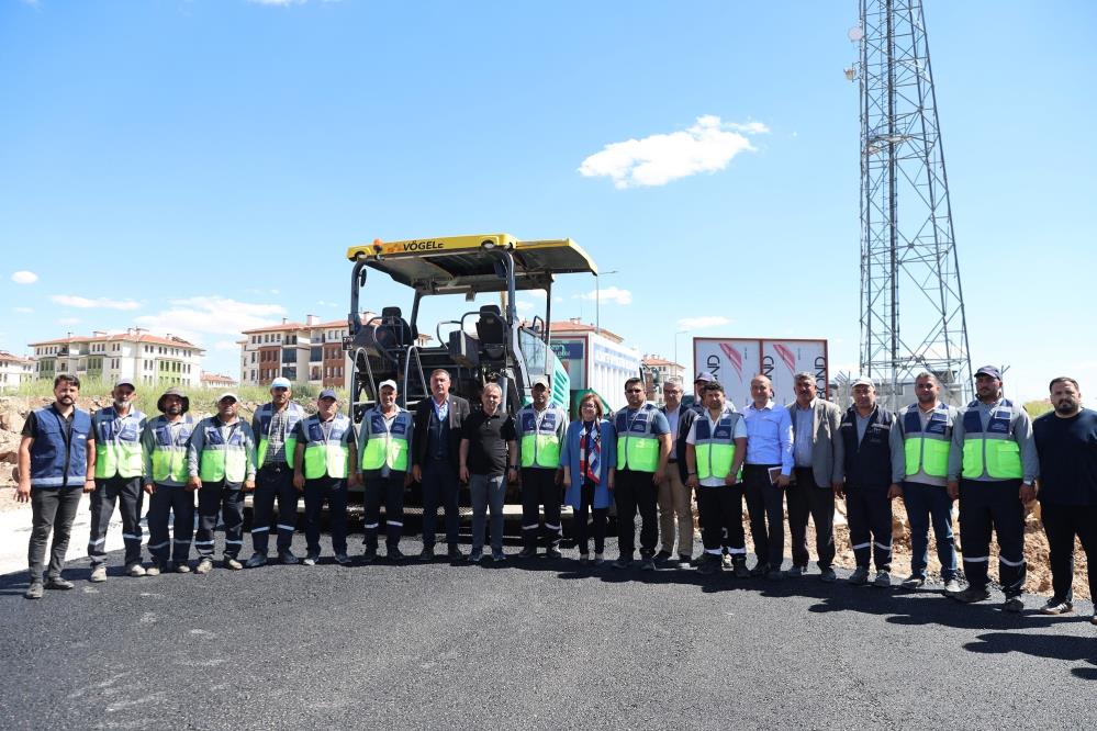 Gaziantep Büyükşehir asfalt sezonunu açtı