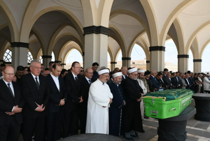 Gaziantep’in acı günü! Ünlü İş adamı dualarla uğurlandı