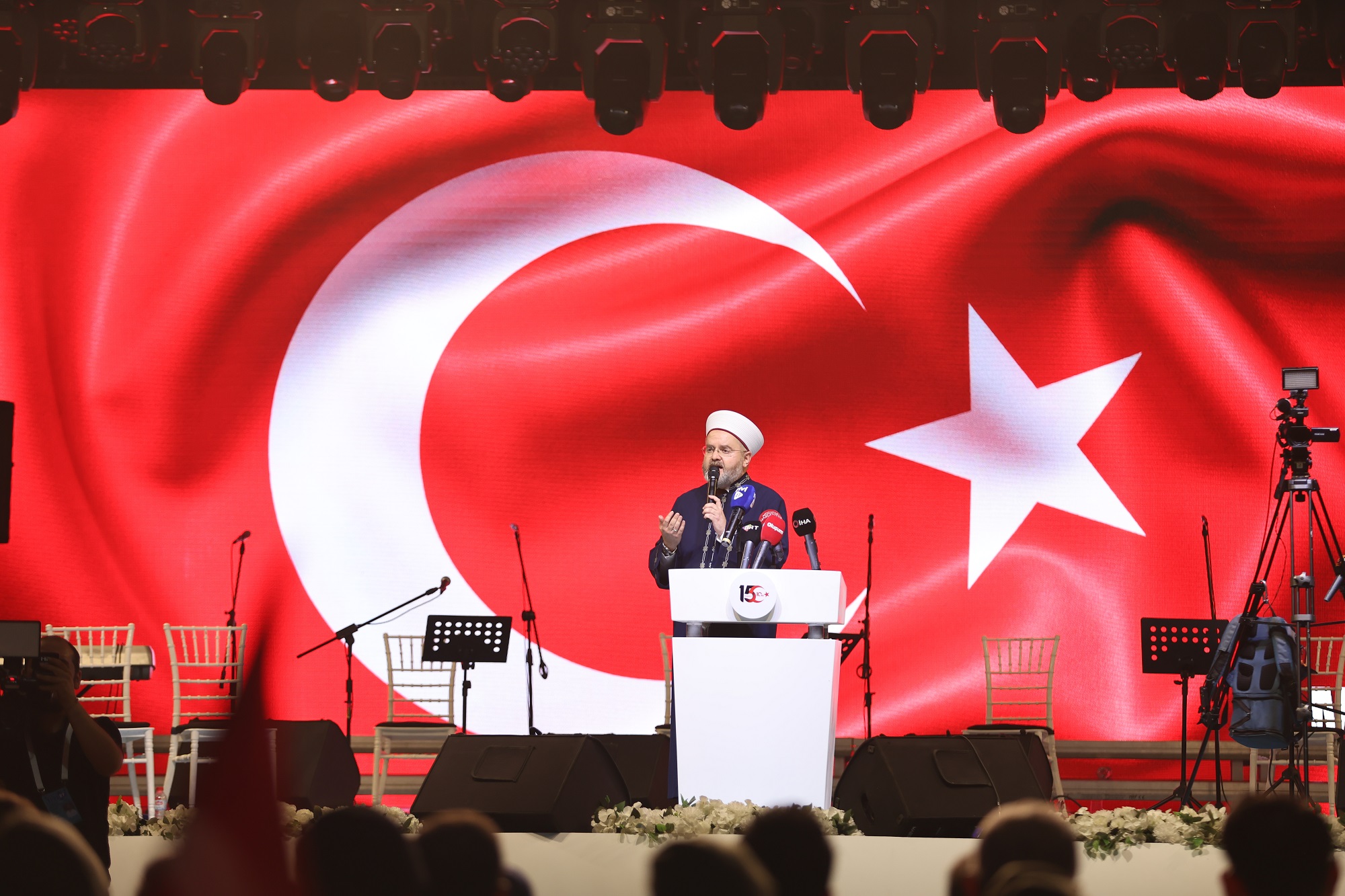 10 YIL ÖNCEKİ HEYECANLA GAZİANTEP TEK YÜREK MEYDANLARA İNDİ!