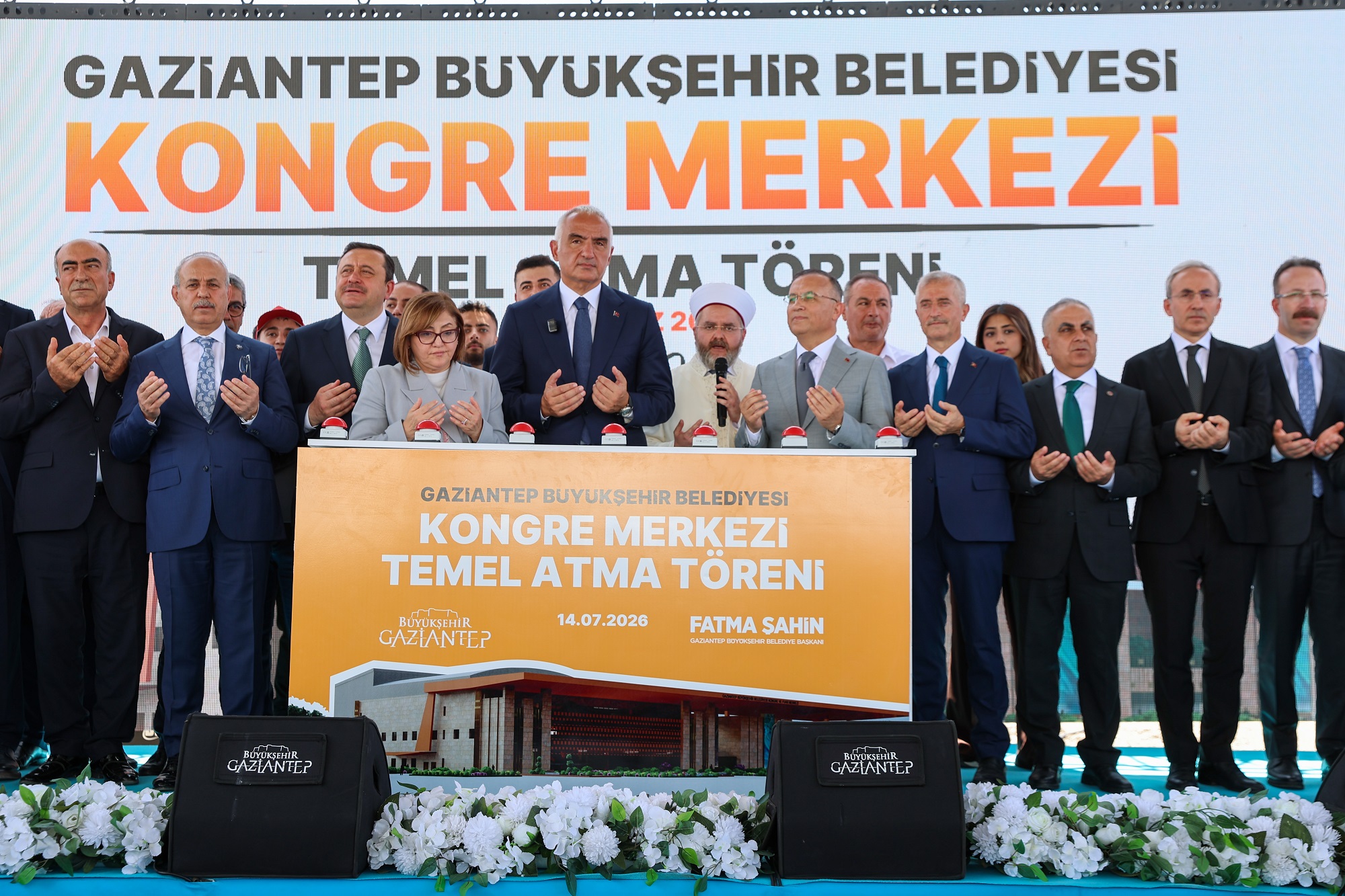 BAKAN ERSOY’UN KATILIMIYLA KONGRE VE FUAR MERKEZİ’NİN TEMELİ ATILDI
