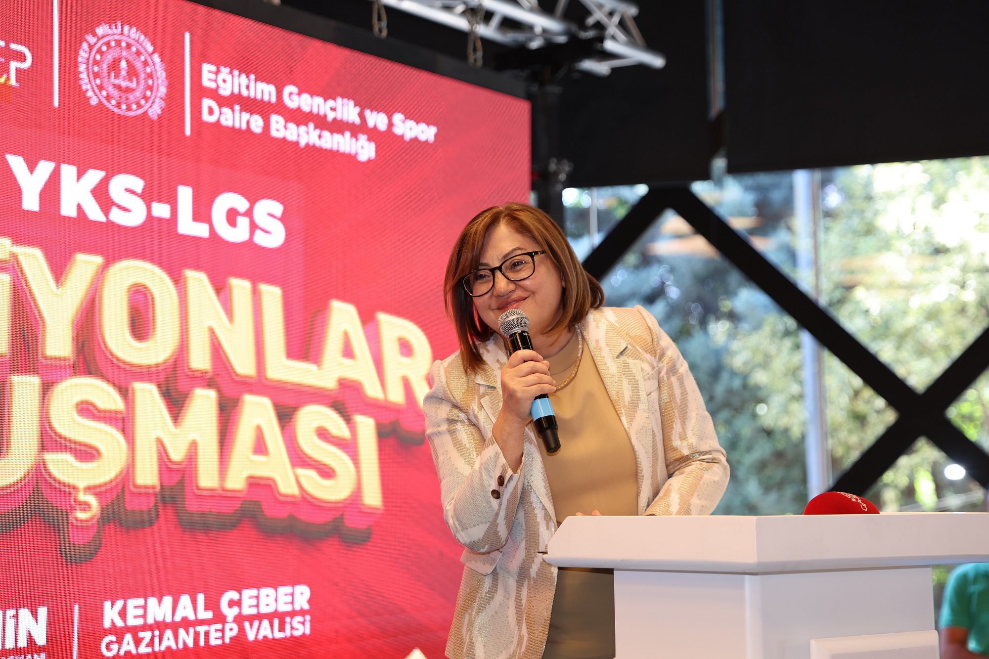 ŞAHİN: BU ŞEHRİN YETİŞTİRDİĞİ GÜÇ SİZSİNİZ
