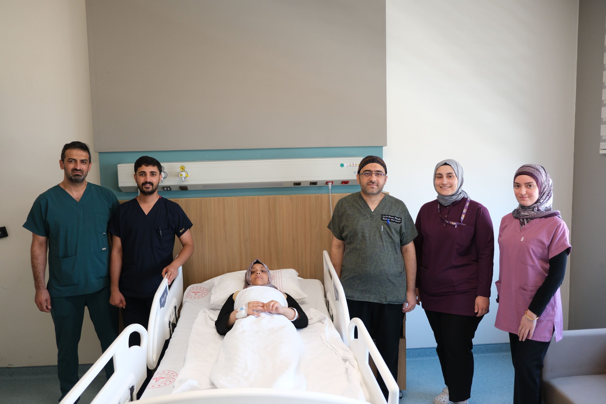 Gaziantep Şehir Hastanesi’nde Özellikli Omurga Cerrahisinde Önemli Başarı