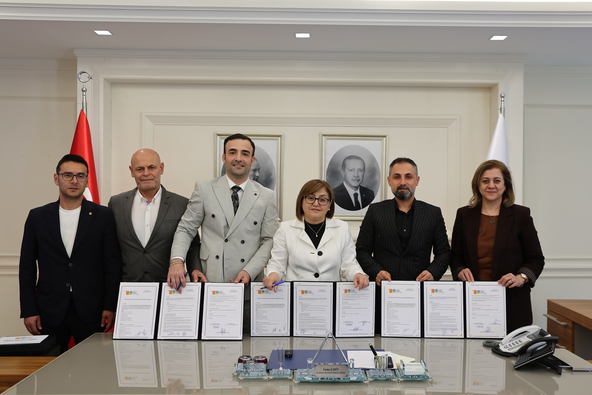GAZİANTEP BÜYÜKŞEHİR BELEDİYESİ ÖNCÜLÜĞÜNDE GAZİ ŞEHİR, EXPOSPORT 2027 SPOR FUARI’NA HAZIRLANIYOR