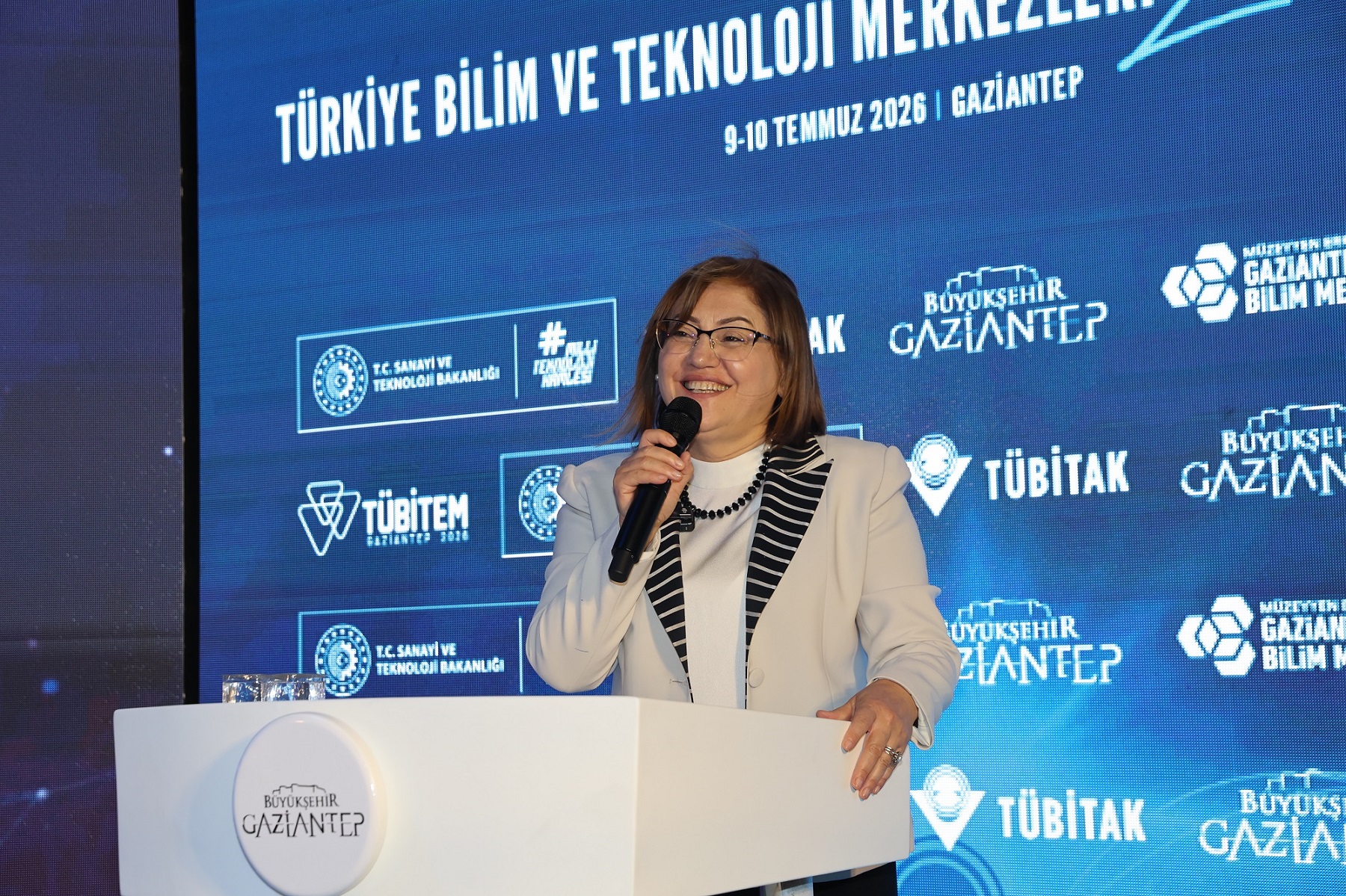 GAZİANTEP BÜYÜKŞEHİR EV SAHİPLİĞİNDE 5’İNCİ TÜRKİYE BİLİM VE TEKNOLOJİ MERKEZLERİ ZİRVESİ DÜZENLENDİ