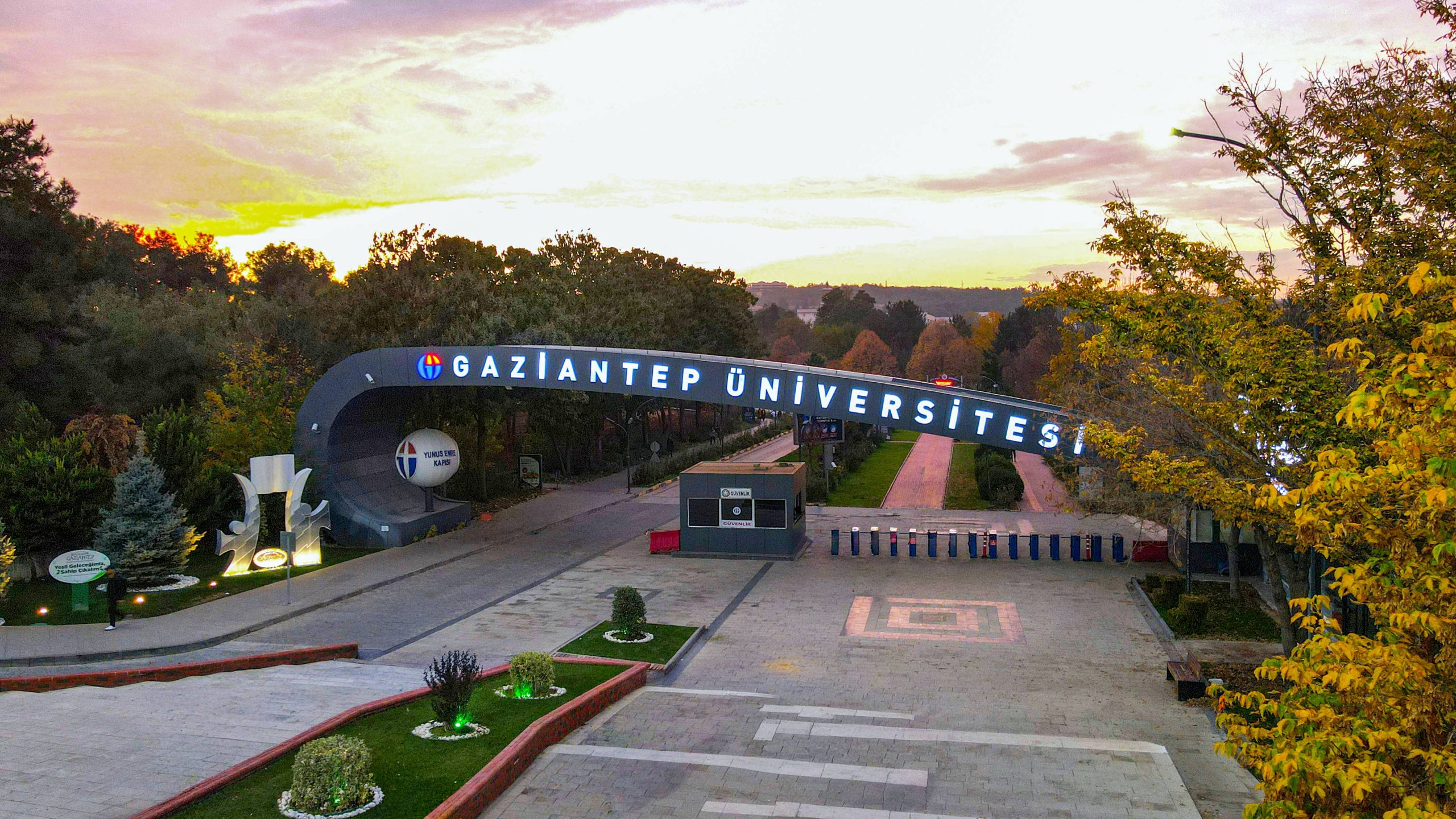 GAÜN AKADEMİSYENLERİNİN COST KATILIMI ÜÇ KAT ARTTI