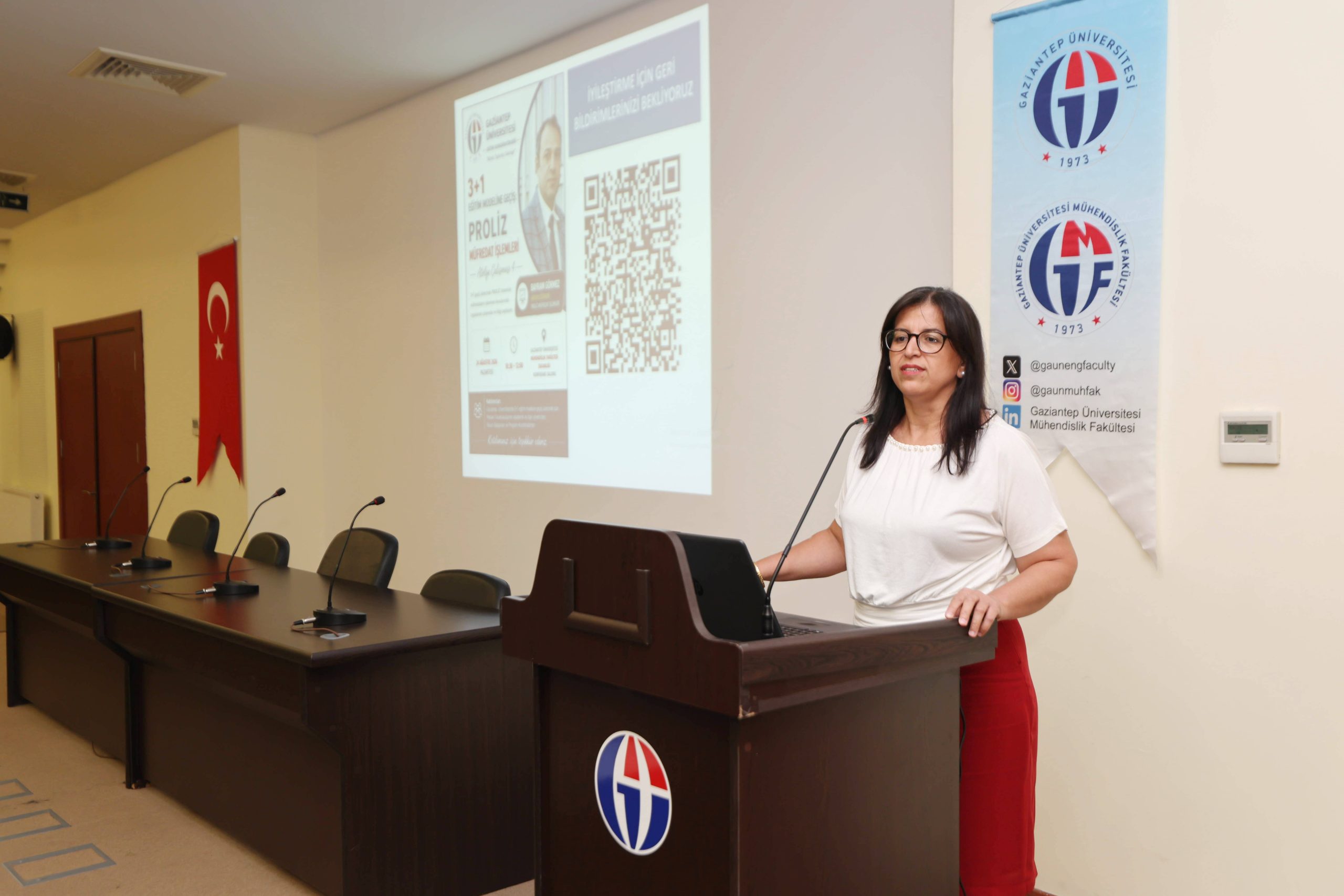 GAÜN’DE 3+1 EĞİTİM MODELİNE GEÇİŞ İÇİN PROLİZ MÜFREDAT ATÖLYESİ GERÇEKLEŞTİRİLDİ