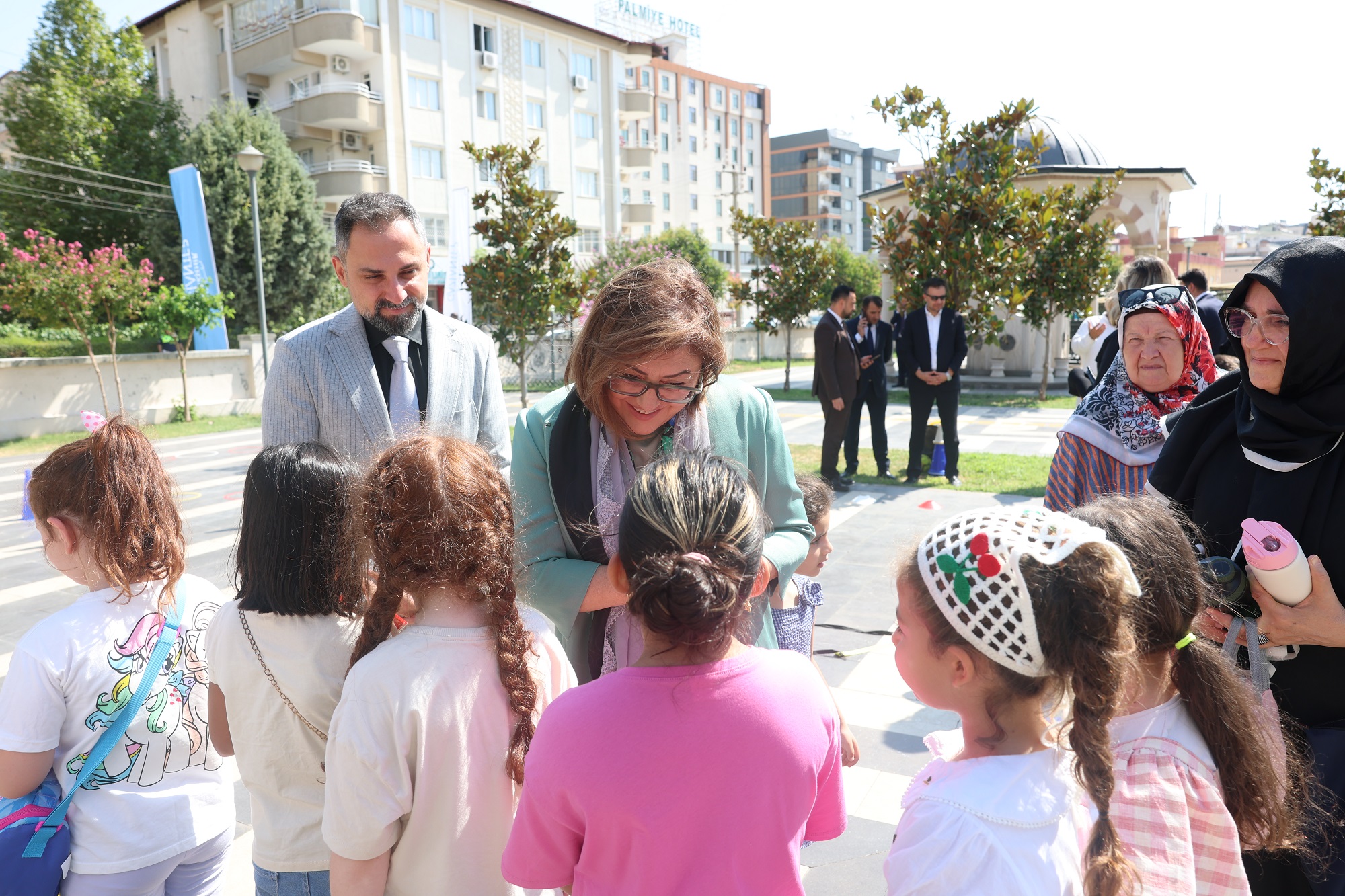 ŞAHİN: KÖTÜLERİN KAZANDIĞI BİR DÜNYAYA İTİRAZ EDİYORUZ