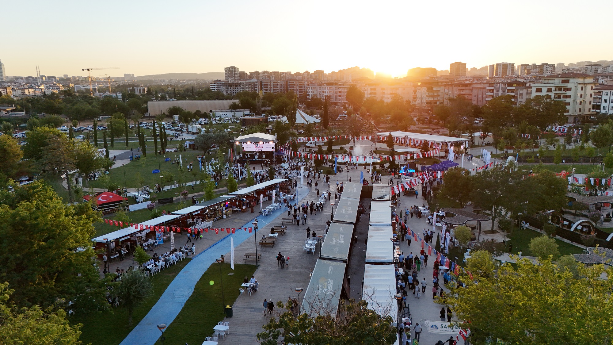 KATILIMCI DERNEKLERDEN FESTİVALE TAM NOT