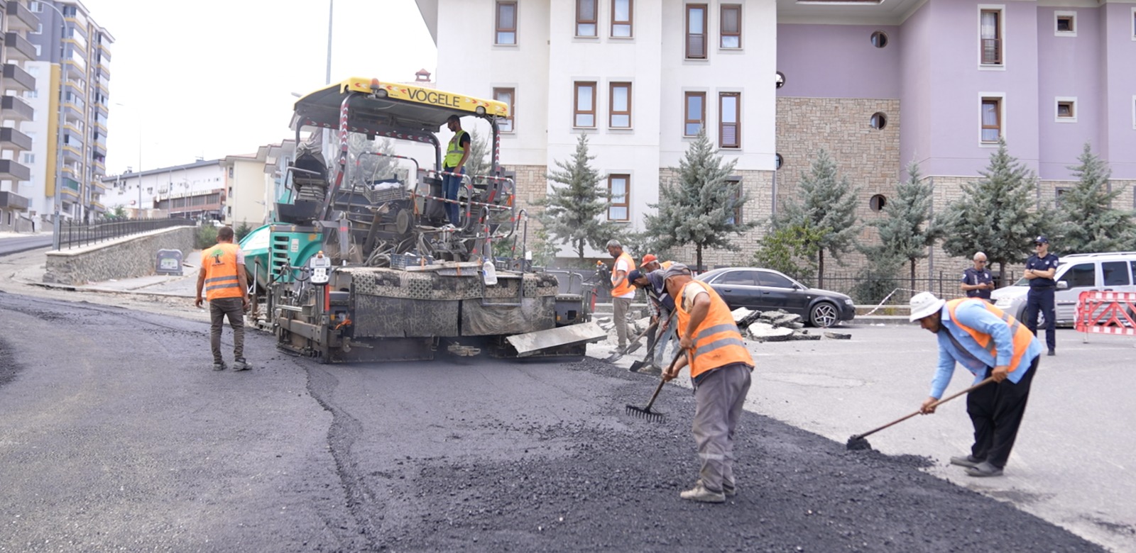 ÇAMLITEPE’DE YOLLAR YENİLENDİ