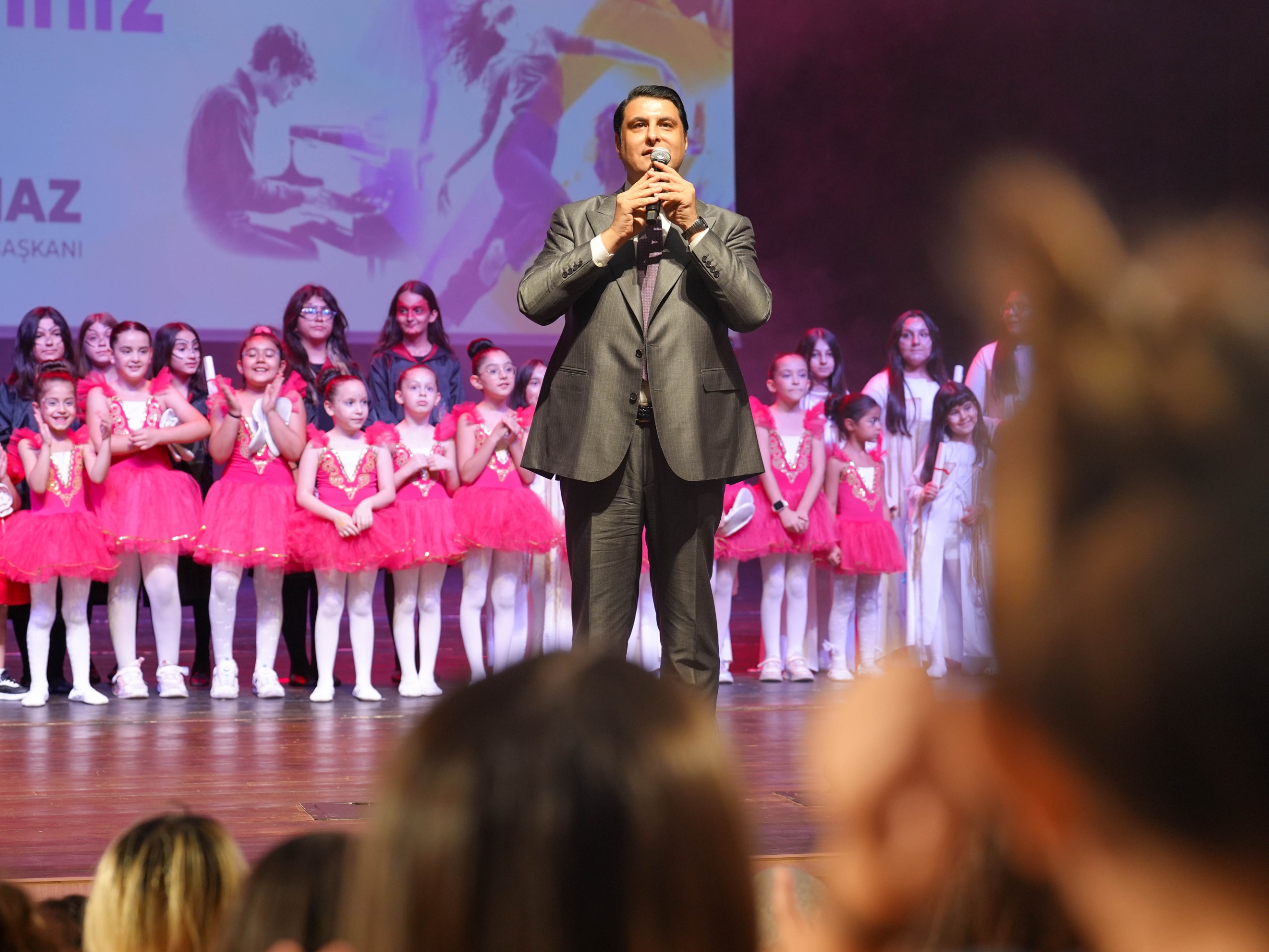 YILMAZ: “SANATLA BÜYÜYEN ÇOCUKLAR, GELECEĞİ DAHA GÜZEL İNŞA EDECEK”