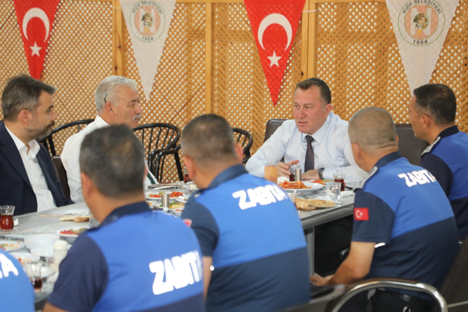 Başkan Doğan, Zabıta Haftası’nda personelle bir araya geldi